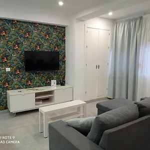 https://the-travellers-house-love-dream.hotelsincadiz.net