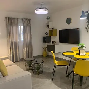 https://loben-house.hotelsincadiz.net